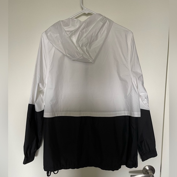 Nike jacket - Picture 2 of 3